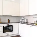 1Br With Private Sauna And Balcony